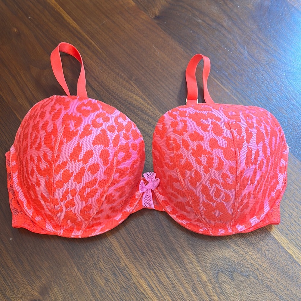 Victoria’s Secret Very Sexy Padded Demi - Size 36DD